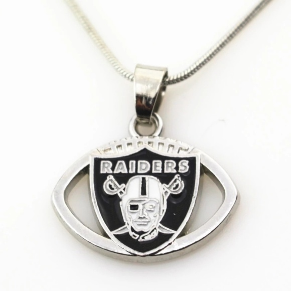 Oakland Raiders Pendant Snake Chain Necklace - Picture 1 of 2